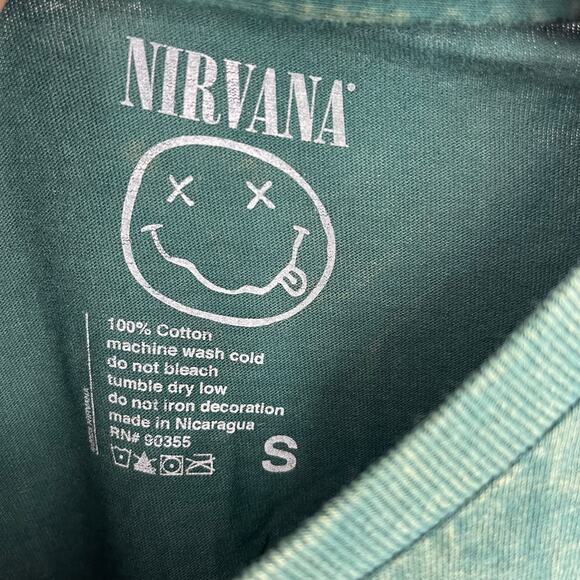 Officially Licensed Nirvana Smiley Face Tee Green Acid Wash Small - Picture 4 of 5